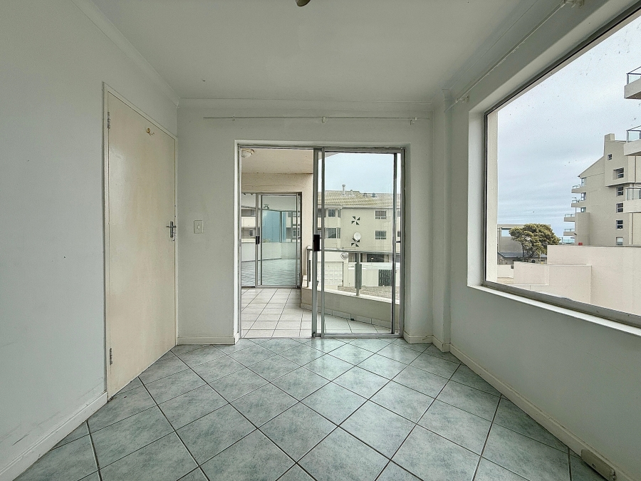 2 Bedroom Property for Sale in Beachfront Western Cape